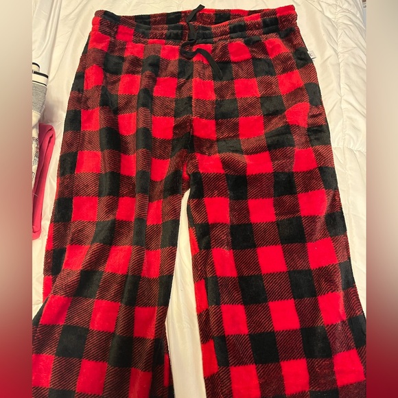 Pjs - Picture 1 of 1